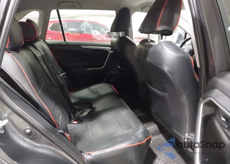 2019 Toyota Rav4 Le z USA, uszkodzony, nr VIN 2T3H1RFV9KW038851